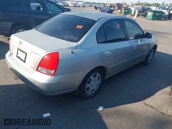 ✅ 2002 Hyundai Elantra GLS • VIN: KMHDN45D32U442770 • Lot: 42665319. Wystawiony na IAAI z przebiegiem Nie podano. Bezpłatny archiwum sprzedaży aukcyjnych z USA i szczegółowy raport historii pojazdu na DreamBid. Zdjęcie 4.