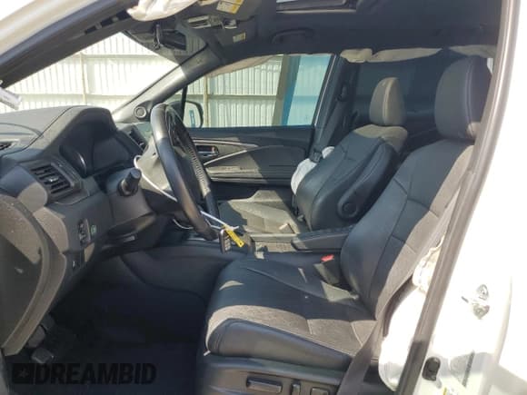 ✅ 2021 Honda Passport EX-L • VIN: 5FNYF7H52MB008411 • Lot: 70598655. Listed on Copart with 94,422 mi. Free auction sales archive from the USA and detailed vehicle history report at DreamBid. Image 7.