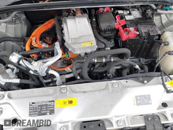 ✅ 2023 BMW iX xDrive50 • VIN: WB523CF01PCM04342 • Lot: 41421326. Wystawiony na IAAI z przebiegiem Nie podano. Bezpłatny archiwum sprzedaży aukcyjnych z USA i szczegółowy raport historii pojazdu na DreamBid. Zdjęcie 10.