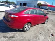 ✅ 2014 Ford Fiesta SE • VIN: 3FADP4BJ2EM216047 • Lot: 43685878. Wystawiony na IAAI z przebiegiem 68 649 mil. Bezpłatny archiwum sprzedaży aukcyjnych z USA i szczegółowy raport historii pojazdu na DreamBid. Zdjęcie 4.