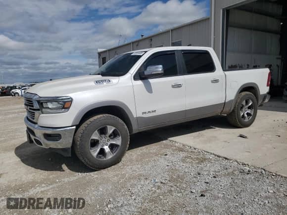 2019 Ram 1500 Laramie с VIN 1C6SRFJT4KN568940, выставлен на аукционе Copart как лот 80893485 с пробегом 87 528 миль миль и Списание • Salvage title. История ставок и продаж доступна на DreamBid. Изображение 1.