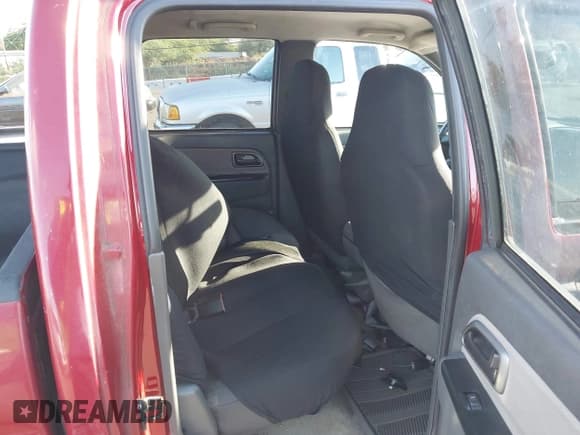 ✅ 2005 GMC Canyon 1SB SLE Z85 • VIN: 1GTCS136458103671 • Lot: 42919779. Listed on IAAI with 262,803 mi. Free auction sales archive from the USA and detailed vehicle history report at DreamBid. Image 8.