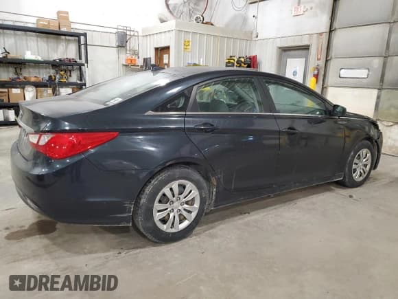 ✅ 2011 Hyundai Sonata GLS • VIN: 5NPEB4AC0BH028273 • Lot: 86309495. Listed on Copart with 166,177 mi. Free auction sales archive from the USA and detailed vehicle history report at DreamBid. Image 3.