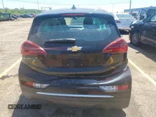 ✅ 2017 Chevrolet Bolt EV LT • VIN: 1G1FW6S05H4178590 • Lot: 56796474. Wystawiony na Copart z przebiegiem 105 175 mil. Bezpłatny archiwum sprzedaży aukcyjnych z USA i szczegółowy raport historii pojazdu na DreamBid. Zdjęcie 6.