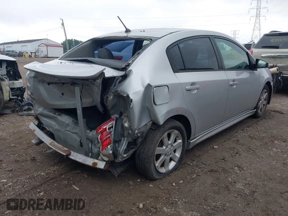 ✅ 2011 Nissan Sentra S • VIN: 3N1AB6AP1BL623293 • Лот: 42753644. Опубликован ранее на IAAI с пробегом 157 330 миль. Бесплатный доступ к архиву аукционных продаж из США и подробный отчёт об истории автомобиля на DreamBid. Изображение 4.