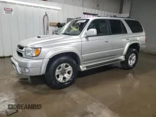 ✅ 2001 Toyota 4Runner SR5 • VIN: JT3HN86R810352211 • Lot: 93052285. Listed on Copart with 218,990 mi. Free auction sales archive from the USA and detailed vehicle history report at DreamBid. Image 1.