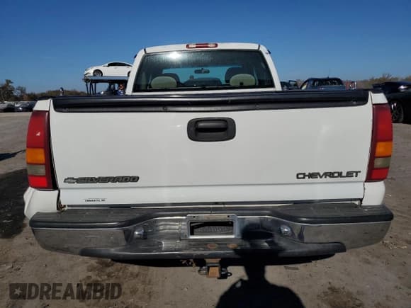 ✅ 2001 Chevrolet Silverado 1500 LS • VIN: 2GCEC19V511184505 • Лот: 78433344. Опубликован ранее на Copart с пробегом 272 652 миль. Бесплатный доступ к архиву аукционных продаж из США и подробный отчёт об истории автомобиля на DreamBid. Изображение 6.