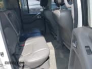 ✅ 2009 Nissan Frontier SE • VIN: 1N6AD07U19C427701 • Lot: 42613374. Wystawiony na IAAI z przebiegiem 164 412 mil. Bezpłatny archiwum sprzedaży aukcyjnych z USA i szczegółowy raport historii pojazdu na DreamBid. Zdjęcie 8.