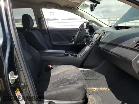 ✅ 2013 Toyota Venza LE • VIN: 4T3BA3BB4DU042954 • Lot: 53551165. Listed on Copart with 154,160 mi. Free auction sales archive from the USA and detailed vehicle history report at DreamBid. Image 7.