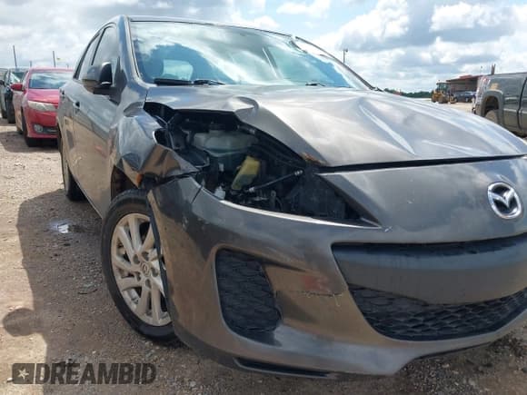 ✅ 2012 Mazda 3 i Touring • VIN: JM1BL1L8XC1686831 • Lot: 42373850. Listed on IAAI with 152,067 mi. Free auction sales archive from the USA and detailed vehicle history report at DreamBid. Image 6.