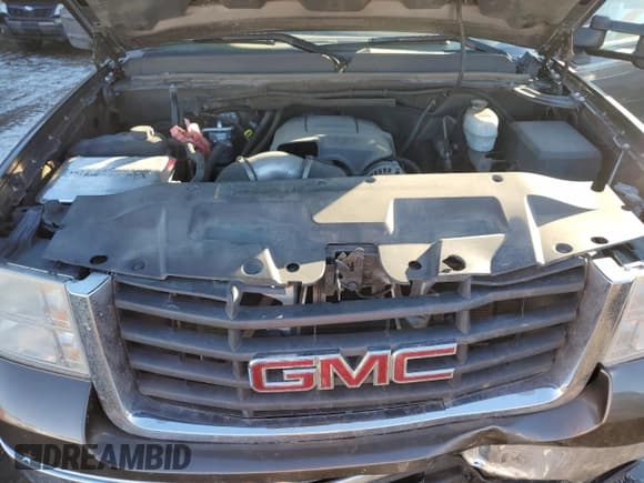 ✅ 2008 GMC Sierra 2500HD SLE1 • VIN: 1GTHK29K18E137766 • Лот: 42355805. Опубликован ранее на Copart с пробегом 104 599 миль. Бесплатный доступ к архиву аукционных продаж из США и подробный отчёт об истории автомобиля на DreamBid. Изображение 12.