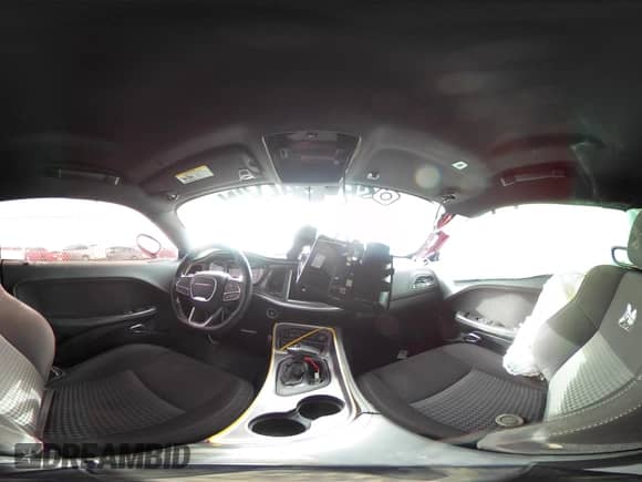 ✅ 2020 Dodge Challenger R/T Scat Pack • VIN: 2C3CDZFJ3LH147679 • Lot: 41380353. Wystawiony na IAAI z przebiegiem 49 046 mil. Bezpłatny archiwum sprzedaży aukcyjnych z USA i szczegółowy raport historii pojazdu na DreamBid. Zdjęcie 19.