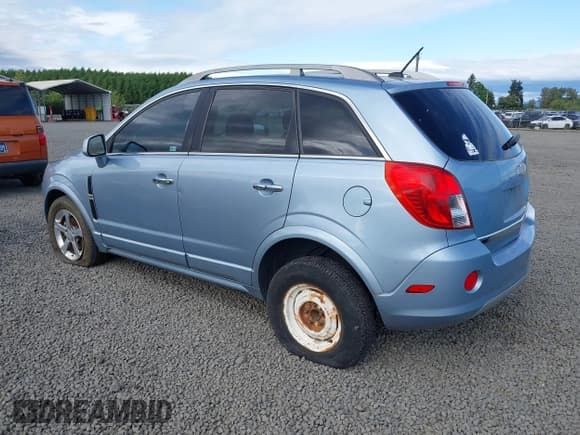 ✅ 2013 Chevrolet Captiva Sport LT • VIN: 3GNAL3EK1DS641963 • Lot: 42179195. Wystawiony na IAAI z przebiegiem Nie podano. Bezpłatny archiwum sprzedaży aukcyjnych z USA i szczegółowy raport historii pojazdu na DreamBid. Zdjęcie 3.