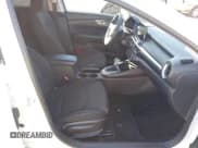 ✅ 2021 Kia Forte LXS • VIN: 3KPF24AD8ME374978 • Лот: 43536099. Опубликован ранее на IAAI с пробегом 31 836 миль. Бесплатный доступ к архиву аукционных продаж из США и подробный отчёт об истории автомобиля на DreamBid. Изображение 5.