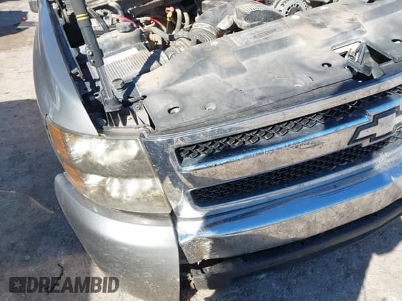 ✅ 2008 Chevrolet Silverado 1500 1LT • VIN: 2GCEC19C281158808 • Лот: 43539997. Опубликован ранее на IAAI с пробегом 181 333 миль. Бесплатный доступ к архиву аукционных продаж из США и подробный отчёт об истории автомобиля на DreamBid. Изображение 12.