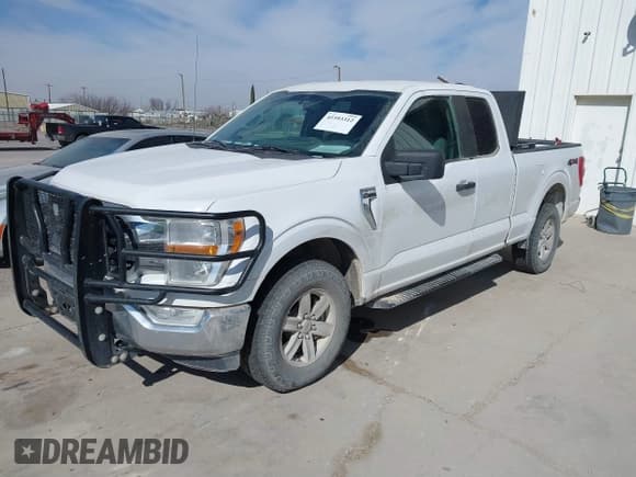 ✅ 2021 Ford F-150 XL • VIN: 1FTFX1E58MKD58845 • Lot: 41593312. Wystawiony na IAAI z przebiegiem 72 077 mil. Bezpłatny archiwum sprzedaży aukcyjnych z USA i szczegółowy raport historii pojazdu na DreamBid. Zdjęcie 2.