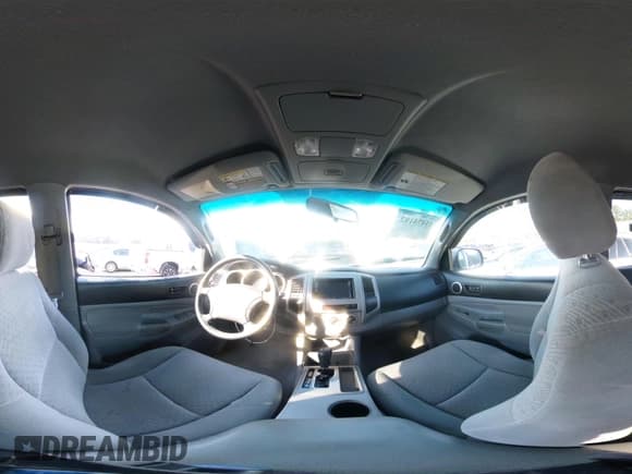 ✅ 2007 Toyota Tacoma PreRunner • VIN: 5TEJU62N27Z343052 • Lot: 43474182. Listed on IAAI with 202,629 mi. Free auction sales archive from the USA and detailed vehicle history report at DreamBid. Image 18.