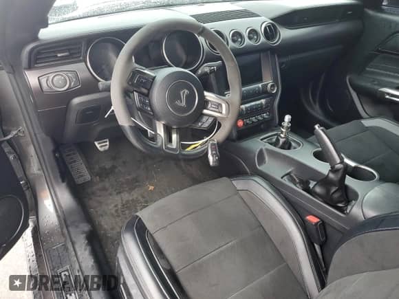 ✅ 2016 Ford Mustang Shelby GT350 • VIN: 1FA6P8JZ0G5524558 • Lot: 84953805. Listed on Copart with 58,992 mi. Free auction sales archive from the USA and detailed vehicle history report at DreamBid. Image 8.