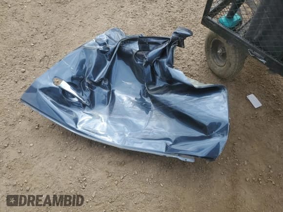 ✅ 2014 Nissan Pathfinder S • VIN: 5N1AR2MM1EC735798 • Lot: 57267215. Listed on Copart with 124,115 mi. Free auction sales archive from the USA and detailed vehicle history report at DreamBid. Image 13.