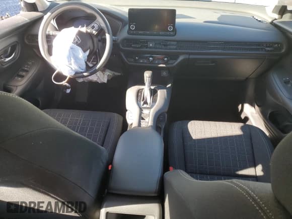 ✅ 2024 Honda HR-V LX • VIN: 3CZRZ2H30RM720393 • Lot: 85714645. Wystawiony na Copart z przebiegiem 5 538 mil. Bezpłatny archiwum sprzedaży aukcyjnych z USA i szczegółowy raport historii pojazdu na DreamBid. Zdjęcie 8.