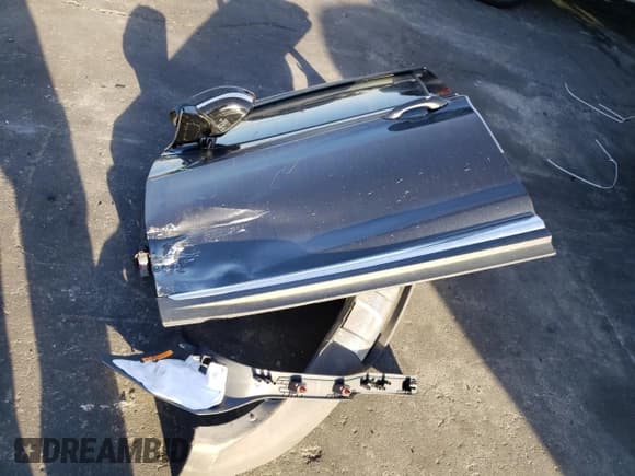 ✅ 2017 Chevrolet Bolt EV LT • VIN: 1G1FW6S03H4190284 • Lot: 75554764. Wystawiony na Copart z przebiegiem 79 770 mil. Bezpłatny archiwum sprzedaży aukcyjnych z USA i szczegółowy raport historii pojazdu na DreamBid. Zdjęcie 12.