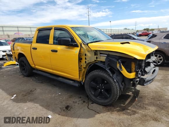 ✅ 2019 Ram 1500 Express • VIN: 1C6RR7KT9KS651140 • Lot: 71290365. Wystawiony na Copart z przebiegiem 85 284 mil. Bezpłatny archiwum sprzedaży aukcyjnych z USA i szczegółowy raport historii pojazdu na DreamBid. Zdjęcie 4.