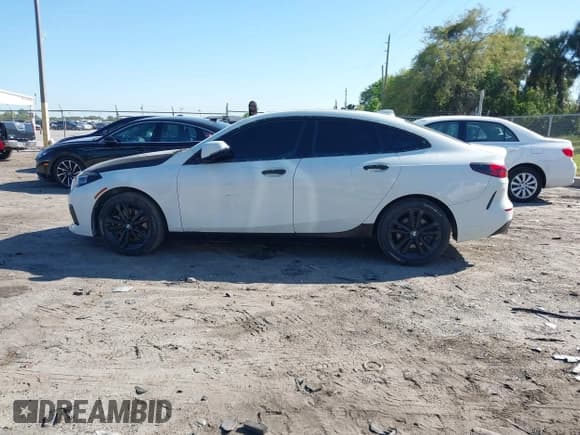 ✅ 2021 BMW 2 Series 228i • VIN: WBA53AK02M7H40744 • Lot: 41767916. Wystawiony na IAAI z przebiegiem 49 193 mil. Bezpłatny archiwum sprzedaży aukcyjnych z USA i szczegółowy raport historii pojazdu na DreamBid. Zdjęcie 14.
