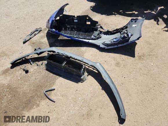 ✅ 2015 Ford Focus Titanium • VIN: 1FADP3N27FL379763 • Lot: 71919255. Listed on Copart with 66,838 mi. Free auction sales archive from the USA and detailed vehicle history report at DreamBid. Image 12.