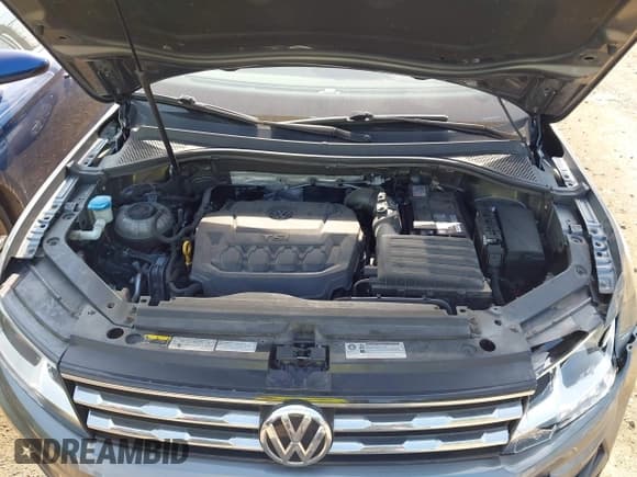 ✅ 2018 Volkswagen Tiguan S • VIN: 3VV0B7AX5JM108306 • Lot: 42741783. Listed on IAAI with 71,040 mi. Free auction sales archive from the USA and detailed vehicle history report at DreamBid. Image 10.