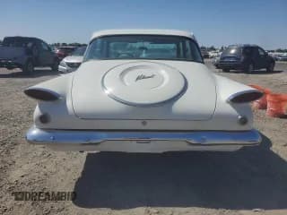 ✅ 1960 Plymouth Valiant • VIN: 1302156208 • Lot: 65171755. Wystawiony na Copart z przebiegiem 84 776 mil. Bezpłatny archiwum sprzedaży aukcyjnych z USA i szczegółowy raport historii pojazdu na DreamBid. Zdjęcie 6.