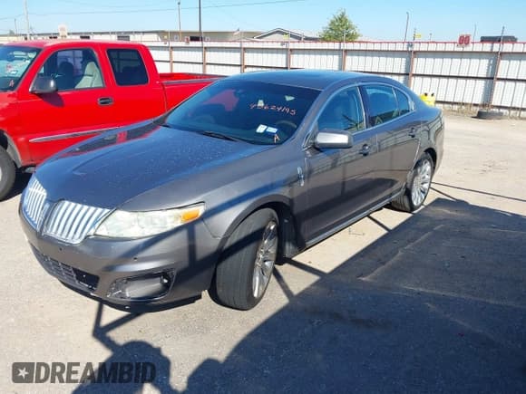 ✅ 2011 Lincoln MKS • VIN: 1LNHL9DR9BG606104 • Lot: 43624195. Listed on IAAI with 257,088 mi. Free auction sales archive from the USA and detailed vehicle history report at DreamBid. Image 2.