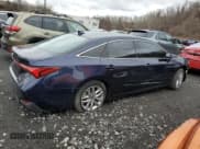 ✅ 2022 Toyota Avalon Hybrid XLE • VIN: 4T1AA1ABXNU015690 • Лот: 49487015. Опубликован ранее на Copart с пробегом 13 672 миль. Бесплатный доступ к архиву аукционных продаж из США и подробный отчёт об истории автомобиля на DreamBid. Изображение 3.