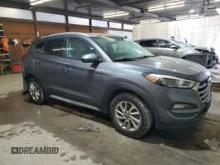 ✅ 2017 Hyundai Tucson SE • VIN: KM8J3CA44HU437627 • Lot: 89807655. Wystawiony na Copart z przebiegiem 97 699 mil mil. Skorzystaj z bezpłatnego archiwum sprzedaży aukcyjnych z USA i zobacz szczegółowy raport historii pojazdu na DreamBid. Zdjęcie 4.