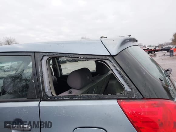 ✅ 2004 Toyota Matrix Std • VIN: 2T1KR32E24C314589 • Lot: 43770514. Wystawiony na IAAI z przebiegiem 231 854 mil. Bezpłatny archiwum sprzedaży aukcyjnych z USA i szczegółowy raport historii pojazdu na DreamBid. Zdjęcie 19.