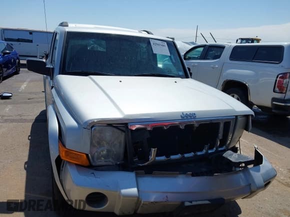 ✅ 2007 Jeep Commander Sport • VIN: 1J8HG48KX7C626507 • Лот: 42943485. Опубликован ранее на IAAI с пробегом 143 286 миль. Бесплатный доступ к архиву аукционных продаж из США и подробный отчёт об истории автомобиля на DreamBid. Изображение 12.