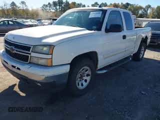 2007 Chevrolet Silverado 1500 LT3 с VIN 1GCEK19B57Z105424, выставлен на аукционе IAAI как лот 43516488 с пробегом 197 074 миль миль и . История ставок и продаж доступна на DreamBid. Изображение 2.