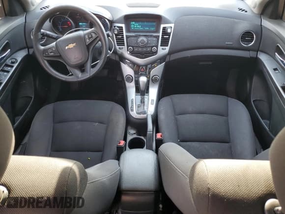 ✅ 2015 Chevrolet Cruze LT • VIN: 1G1PC5SB9F7134225 • Lot: 80017135. Listed on Copart with 141,056 mi. Free auction sales archive from the USA and detailed vehicle history report at DreamBid. Image 8.