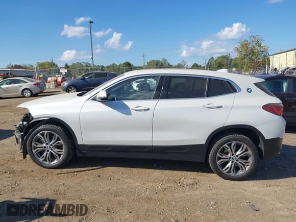 ✅ 2021 BMW X2 xDrive28i • VIN: WBXYJ1C01M5S78614 • Lot: 43366755. Wystawiony na IAAI z przebiegiem 77 687 mil. Bezpłatny archiwum sprzedaży aukcyjnych z USA i szczegółowy raport historii pojazdu na DreamBid. Zdjęcie 15.