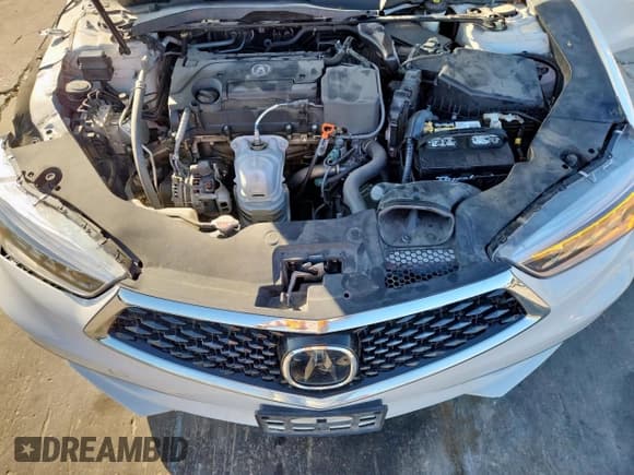 ✅ 2018 Acura TLX • VIN: 19UUB1F34JA011390 • Lot: 91923195. Listed on Copart with 116,546 mi. Free auction sales archive from the USA and detailed vehicle history report at DreamBid. Image 11.