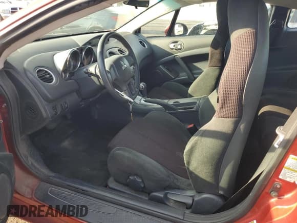 ✅ 2012 Mitsubishi Eclipse GS • VIN: 4A31K5DF1CE005108 • Lot: 75643284. Wystawiony na Copart z przebiegiem 138 502 mil. Bezpłatny archiwum sprzedaży aukcyjnych z USA i szczegółowy raport historii pojazdu na DreamBid. Zdjęcie 7.