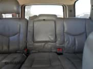 ✅ 2004 Chevrolet Tahoe LS • VIN: 1GNEC13T44J125146 • Lot: 67105365. Listed on Copart with 180,286 mi. Free auction sales archive from the USA and detailed vehicle history report at DreamBid. Image 10.