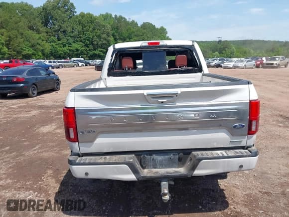 ✅ 2018 Ford F-150 XL • VIN: 1FTEW1EG9JFD28161 • Lot: 42254754. Listed on IAAI with 122,769 mi. Free auction sales archive from the USA and detailed vehicle history report at DreamBid. Image 15.