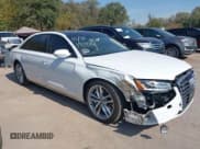 ✅ 2015 Audi A8 4.0T • VIN: WAU32AFD1FN030995 • Lot: 43468092. Wystawiony na IAAI z przebiegiem 93 610 mil. Bezpłatny archiwum sprzedaży aukcyjnych z USA i szczegółowy raport historii pojazdu na DreamBid. Zdjęcie 1.