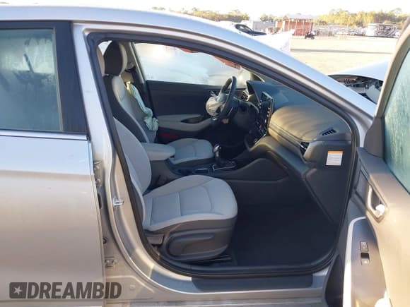 ✅ 2022 Hyundai Ioniq SEL • VIN: KMHC85LC4NU281272 • Lot: 41780390. Wystawiony na IAAI z przebiegiem 6 159 mil. Bezpłatny archiwum sprzedaży aukcyjnych z USA i szczegółowy raport historii pojazdu na DreamBid. Zdjęcie 5.