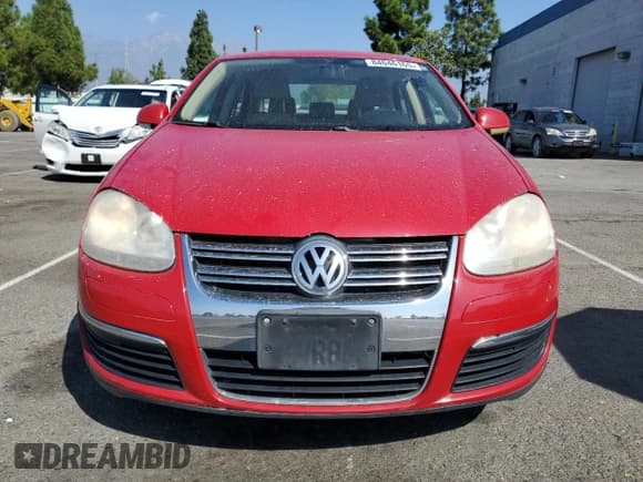 ✅ 2009 Volkswagen Jetta SE • VIN: 3VWRZ71K59M052270 • Lot: 84046165. Listed on Copart with 131,145 mi. Free auction sales archive from the USA and detailed vehicle history report at DreamBid. Image 5.