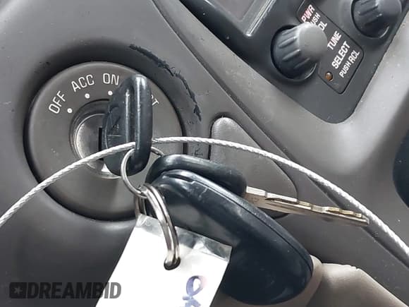 ✅ 2004 Pontiac Bonneville SLE • VIN: 1G2HY52K54U215710 • Lot: 41497635. Wystawiony na IAAI z przebiegiem 123 343 mil. Bezpłatny archiwum sprzedaży aukcyjnych z USA i szczegółowy raport historii pojazdu na DreamBid. Zdjęcie 11.