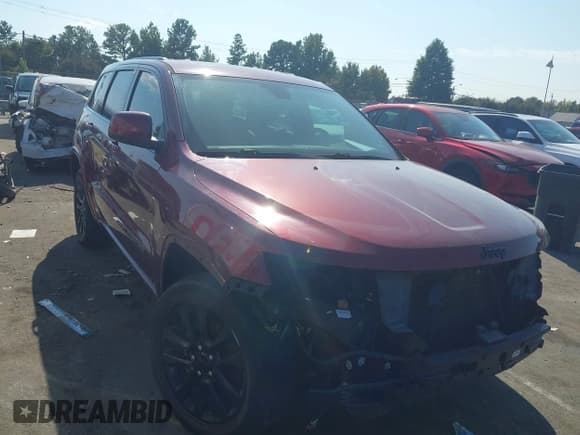 ✅ 2018 Jeep Grand Cherokee Laredo E • VIN: 1C4RJFAG9JC249352 • Lot: 43183145. Wystawiony na IAAI z przebiegiem 135 363 mil. Bezpłatny archiwum sprzedaży aukcyjnych z USA i szczegółowy raport historii pojazdu na DreamBid. Zdjęcie 1.