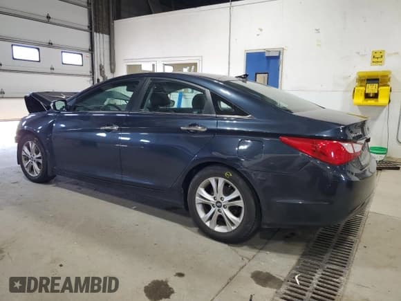 ✅ 2013 Hyundai Sonata Limited • VIN: 5NPEC4AC3DH801950 • Lot: 84002365. Listed on Copart with 109,303 mi. Free auction sales archive from the USA and detailed vehicle history report at DreamBid. Image 2.
