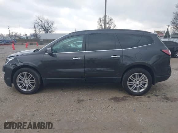 ✅ 2015 Chevrolet Traverse LT • VIN: 1GNKRGKDXFJ376156 • Lot: 41108024. Wystawiony na IAAI z przebiegiem 100 601 mil. Bezpłatny archiwum sprzedaży aukcyjnych z USA i szczegółowy raport historii pojazdu na DreamBid. Zdjęcie 15.
