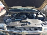 ✅ 2004 Chevrolet Silverado 2500HD LS • VIN: 1GCHK23U54F130334 • Lot: 41632687. Wystawiony na IAAI z przebiegiem Nie podano. Bezpłatny archiwum sprzedaży aukcyjnych z USA i szczegółowy raport historii pojazdu na DreamBid. Zdjęcie 10.